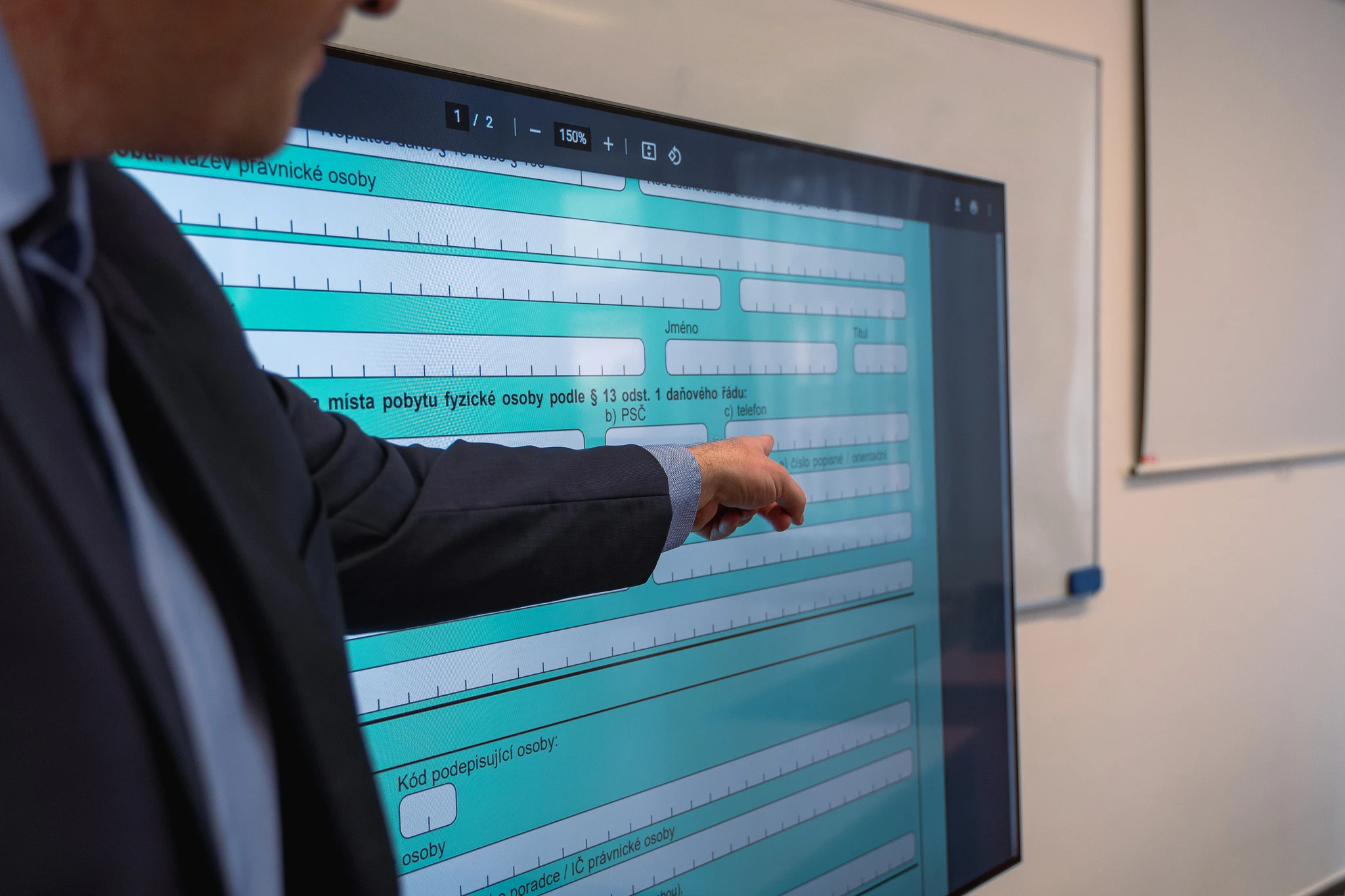 Jak financovat studium na vysoké škole i bez půjček