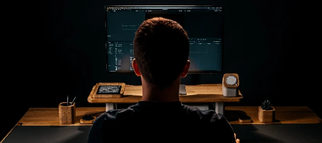 Prostor pro kreativitu i estetický pracovní stůl